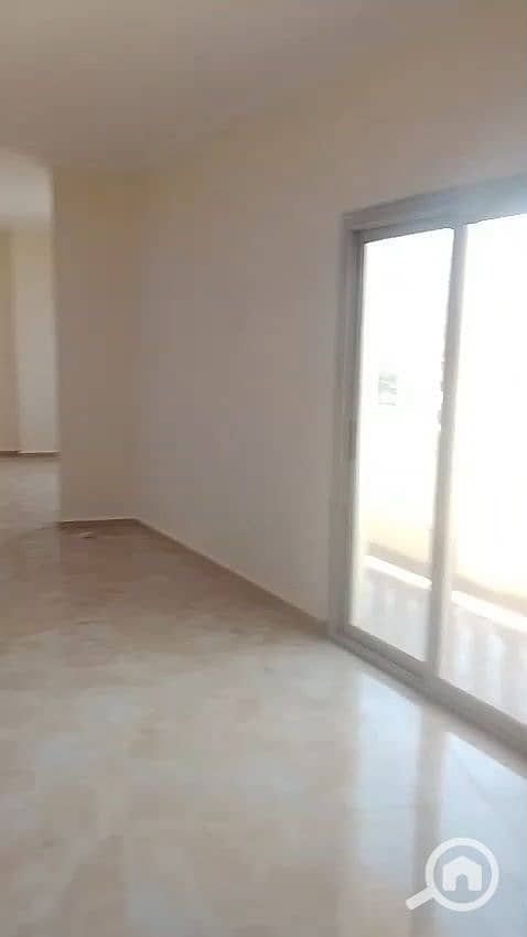 Apartment for rent unfurnished in Sheikh Zayed District 16 block 2 - Widok 5