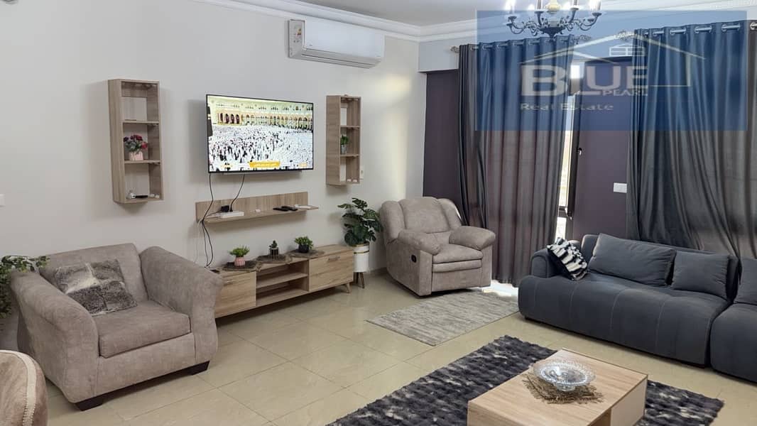 12 a4d38de9-bade-4af0-ae78-d64e2934c8a6. jpg