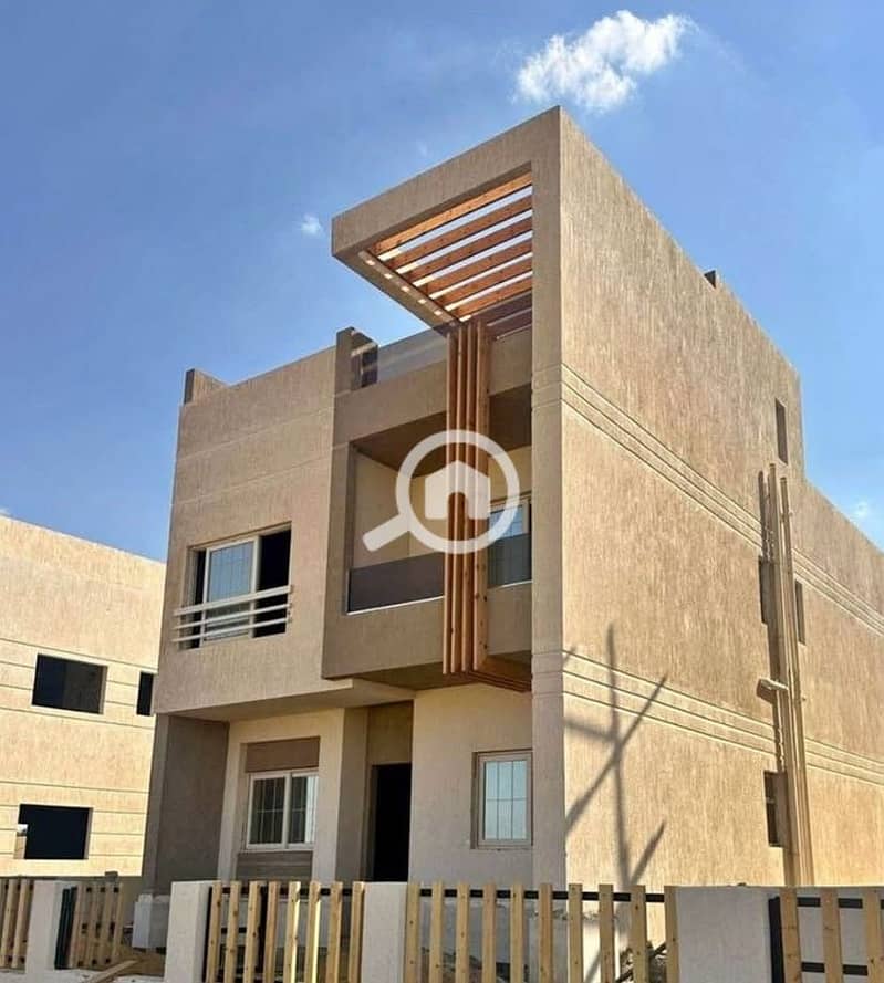 Own a standalone villa—ready for immediate handover—in the prestigious Montania compound on the Dahshur Link Road. - Ansicht 6