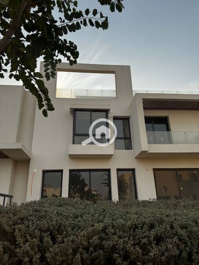 5 Bedroom Twin House for Sale in 6th of October, Giza - IMG_1966. JPG 5 Bedroom Twin House for Sale in 6th of October, Giza - IMG_1966. JPG