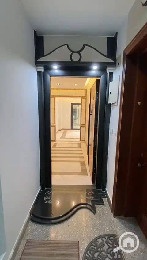 2 1000318123. jpg