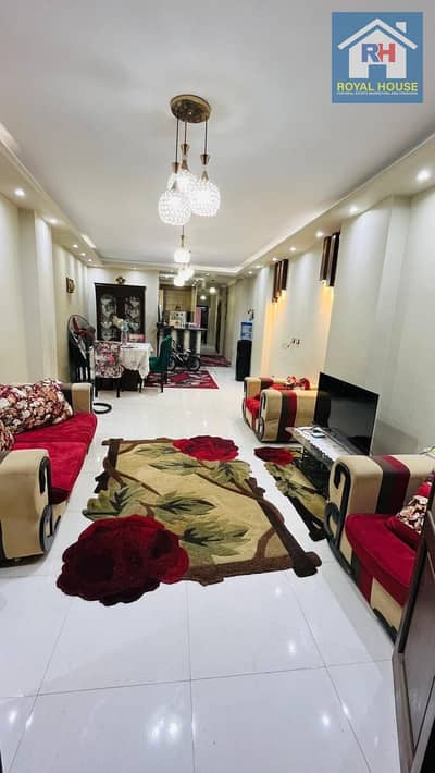 3 Bedroom Apartment for Sale in Helmeyat El Zaytoun, Cairo - f8767fee-c4eb-4b81-b3cf-fe8e20c603e1. jpg 3 Bedroom Apartment for Sale in Helmeyat El Zaytoun, Cairo - f8767fee-c4eb-4b81-b3cf-fe8e20c603e1. jpg