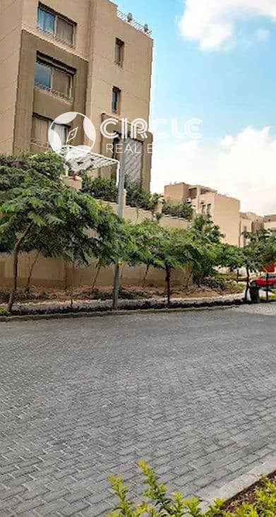 Fully Finished & Furnished 150m Apartment For Rent In Village Gate Compound 5th Settlement New Cairo Near AUC & Point 90 Mall – pohled 5
