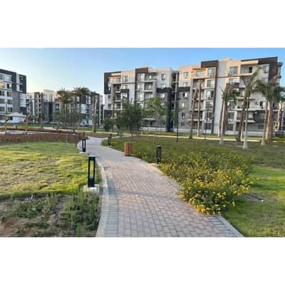 3 Bedroom Apartment for Sale in 6th of October, Giza - WhatsApp Image 2026-04-16 at 12.04. 36 PM(3). jpg