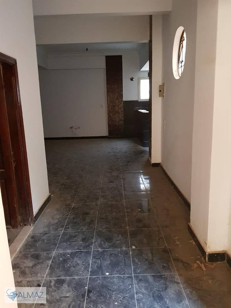 Unfurnished duplex, 360 sq m, for rent (residential and administrative) in Al Banafseg 1 Villas, First Settlement, located directly opposite the Rehab - Ansicht 4