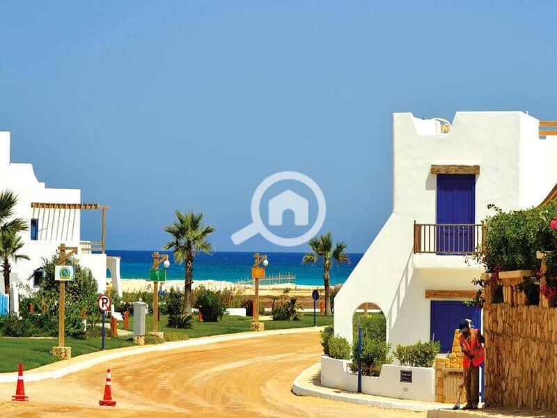 Chalet for sale, ground floor with a large private garden, delivered fully finished with a full sea view at Bianchi, North Coast, Sidi Abdel Rahman. - Mehr