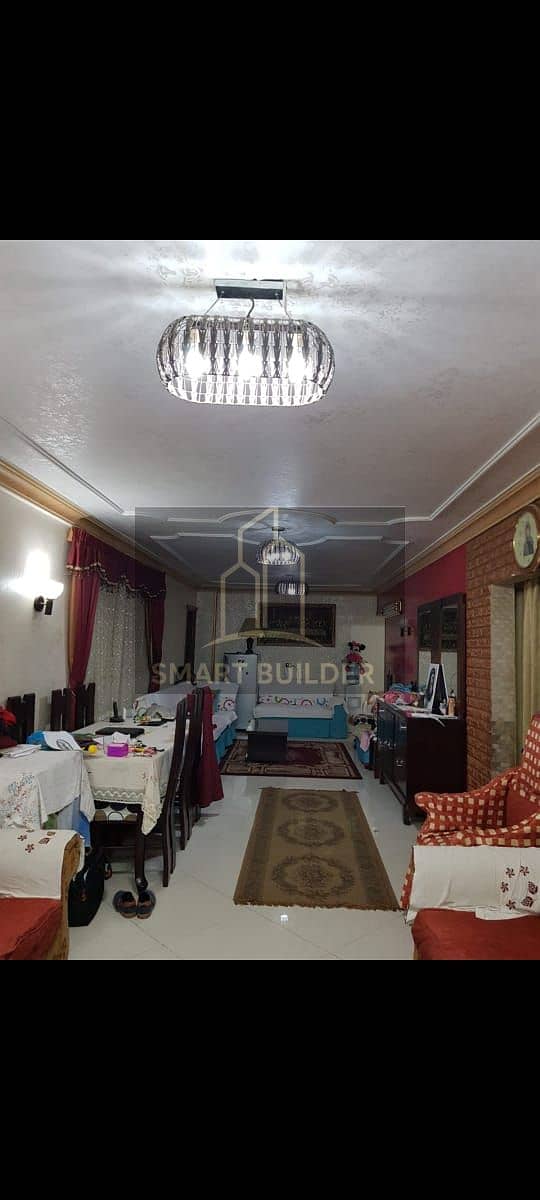 Apartment for sale in Hadayek Al-Zeitoun, Eastern, a street branching off Seliem the First, steps from the metro and Al-Aziz Billah Street, super lux finishing, 3rd floor, elevator, license, no violations, electricity and gas meter. - Widok 2