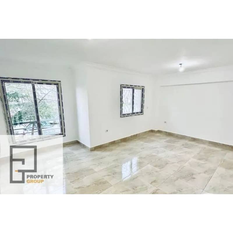 Special APT for sale in Janna Zayed 4 , prime location & best price , open view & high-end finishing , 130 sq m - Widok 2