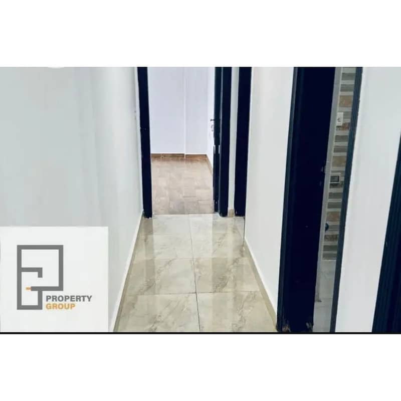 Special APT for sale in Janna Zayed 4 , prime location & best price , open view & high-end finishing , 130 sq m - Widok 5