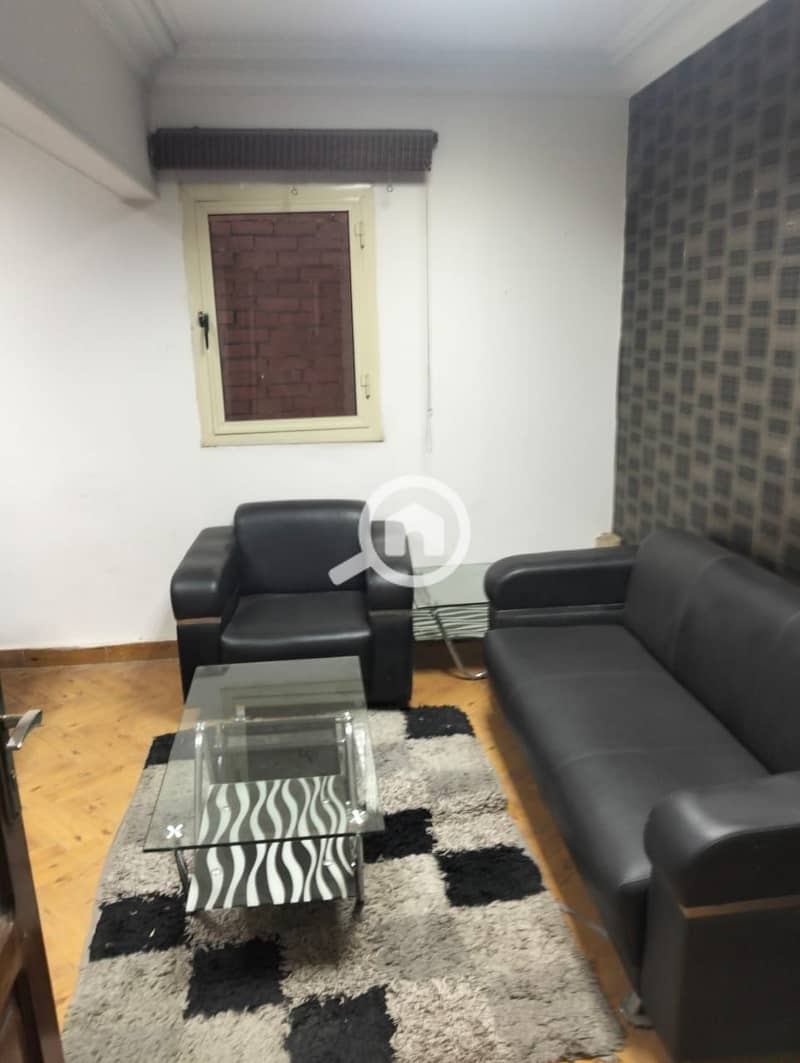A distinctive office headquarters in the main revolution area – pohled 4