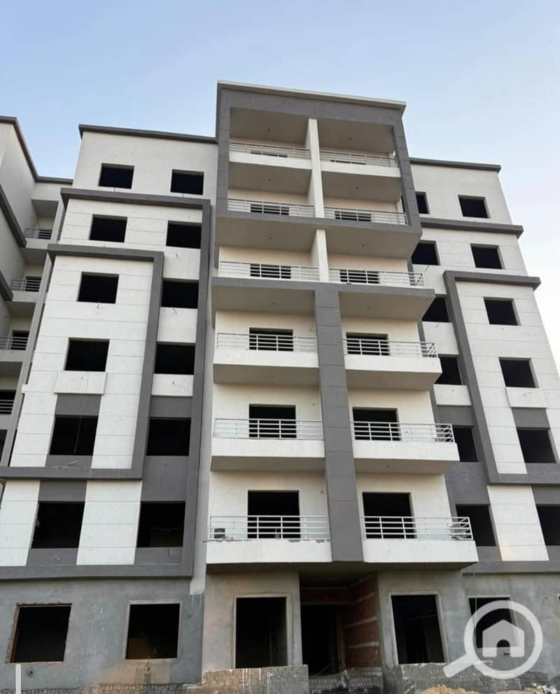 102sqm Ground Floor Apartment for Sale with 46 sqm Private Garden and 640,000 EGP Down Payment in Mayan Compound, El Sherouk, Near the British Univer - Widok 6