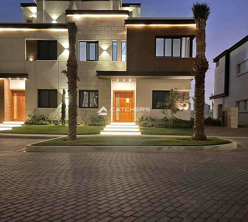 Townhouse for sale at the lowest price, ready for immediate occupancy, 176m², prime location, New Cairo, Golden Square area, next to the auc - Widok 4