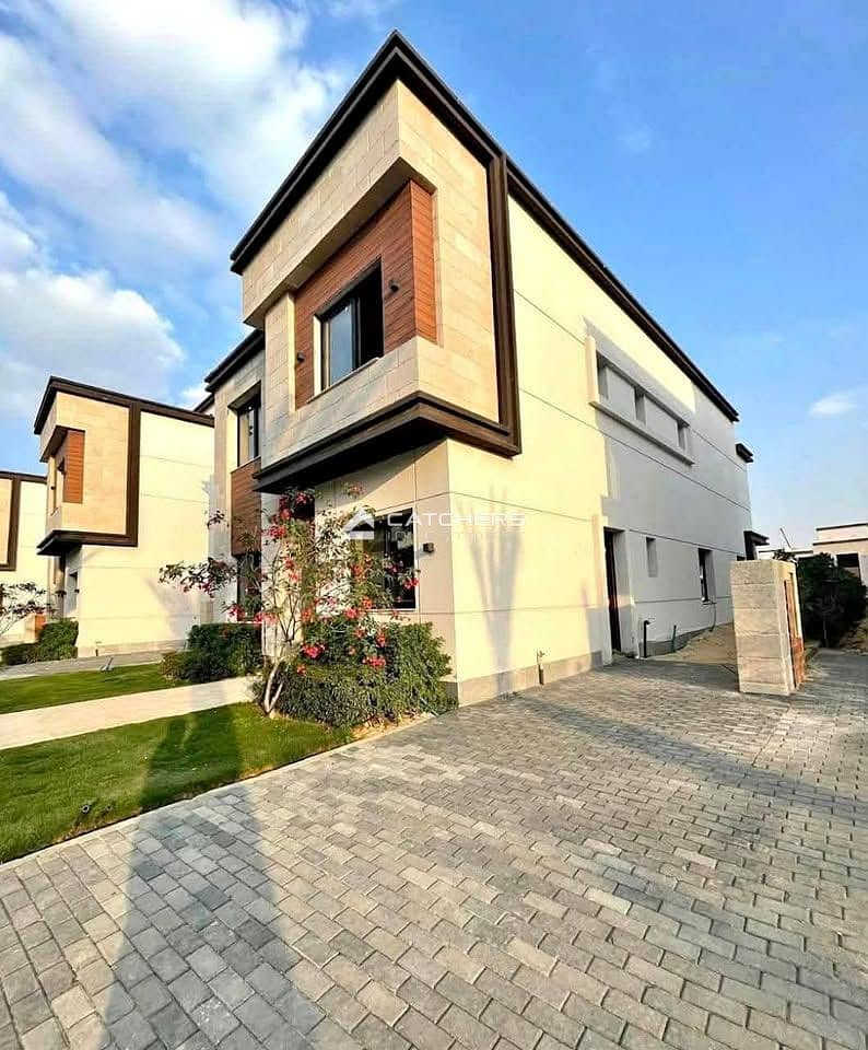 Townhouse for sale at the lowest price, ready for immediate occupancy, 176m², prime location, New Cairo, Golden Square area, next to the auc - Widok 5