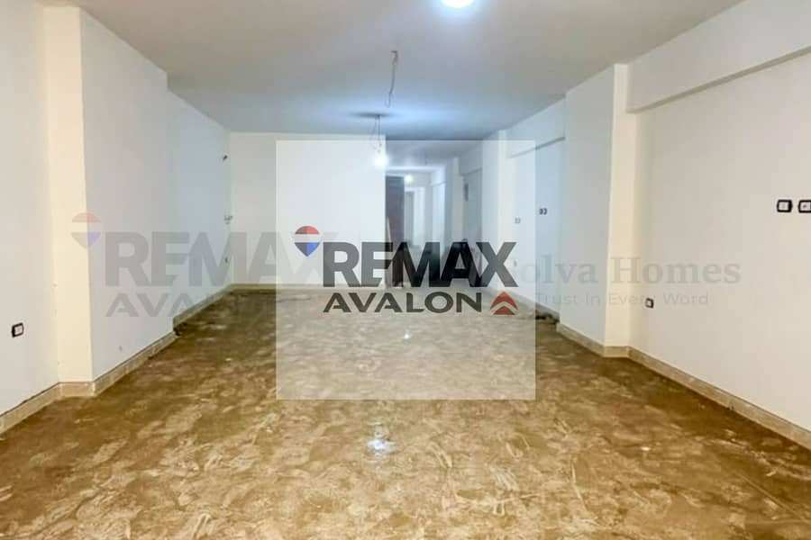 3Bedroom Apartment for Sale in Saba Pasha – Directly on the Tram Line - Widok 3