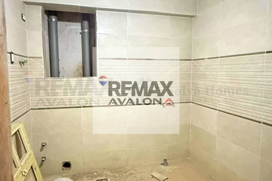 3Bedroom Apartment for Sale in Saba Pasha – Directly on the Tram Line - Widok 6