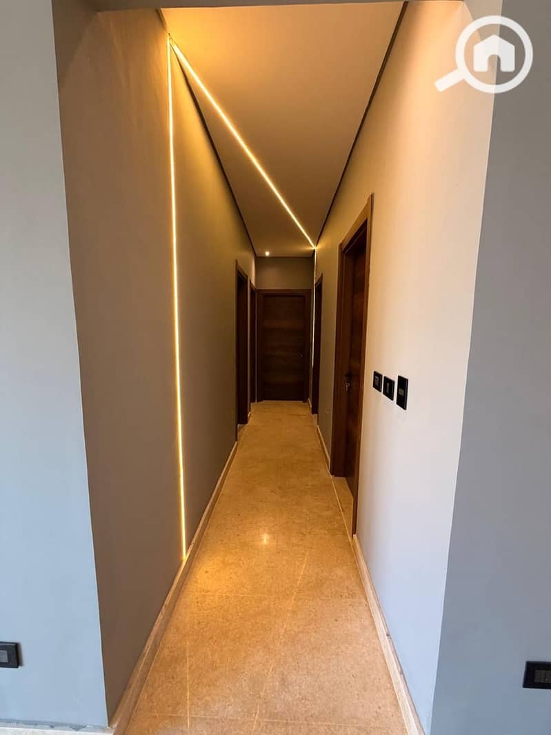 Apartment for Rent in El Patio Oro | North Facing | Clubhouse View – další