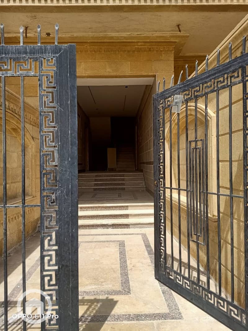Own a duplex for sale in Al Qarnafel Villas, ready for immediate occupancy with electricity meter. - Widok 5