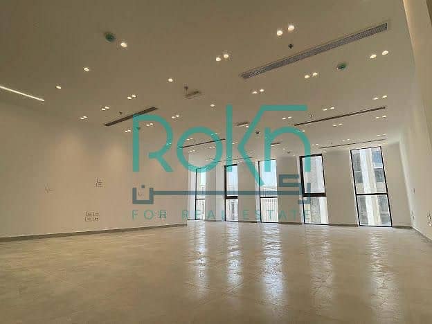 Fully-finished office for rent in The Place Mivida - Bild 2