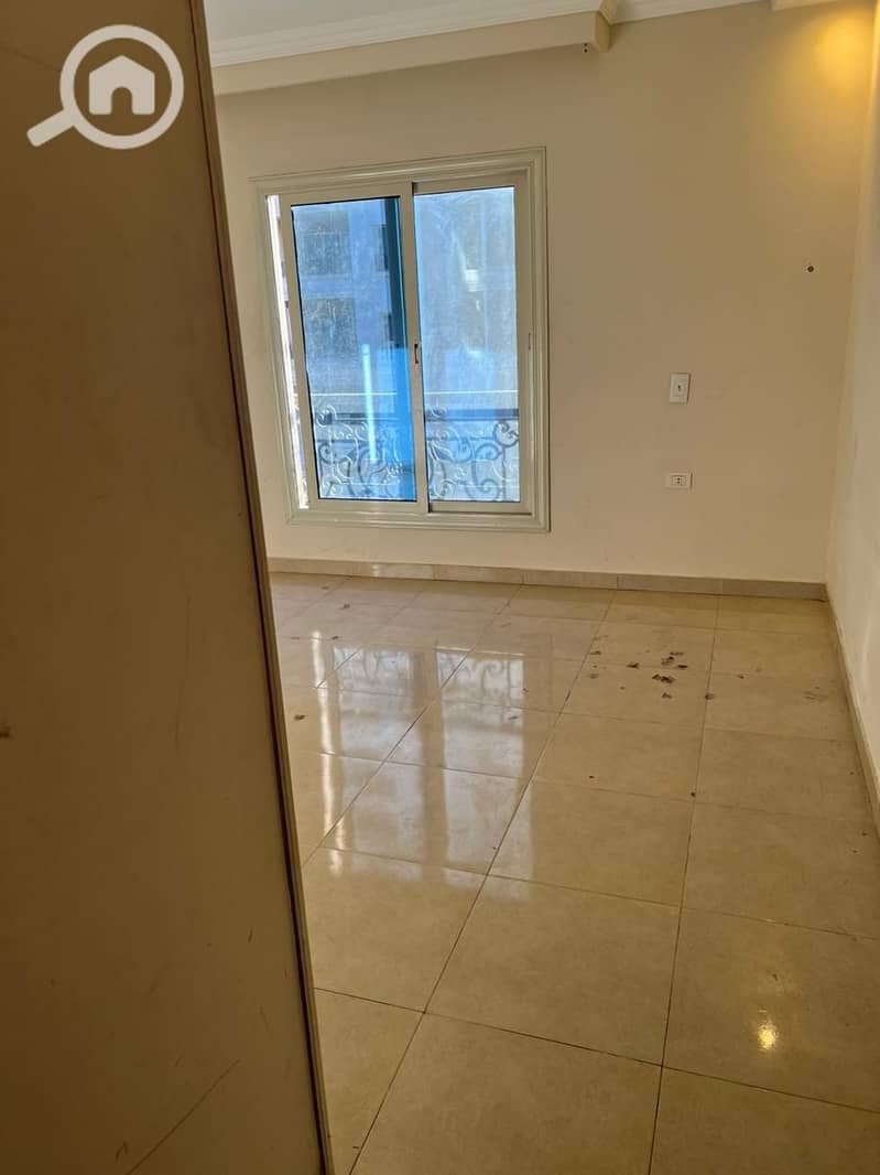 New apartment for rent in the eighth district of Zahraa El Maadi, super deluxe finishing - Ansicht 4