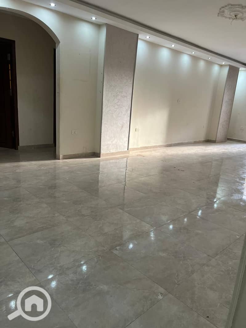 New apartment for rent in the eighth district of Zahraa El Maadi, super deluxe finishing - Ansicht 5