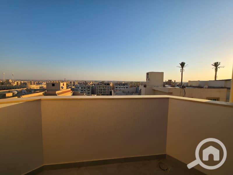 Apartment for sale with ultra-super luxury finishing and a distinctive view of Beverly Hills - Sheikh Zayed! Location: Neighborhood 16, Block 2 – Fully waterfront double view. - Aanzicht 5