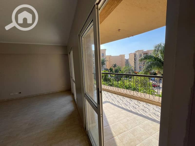 Stunning 180 sqm Garden View Apartment for Sale in Al Rehab 2 | Fully Finished | 3 Bedrooms | Spacious Reception | Prime Location - Ansicht 3