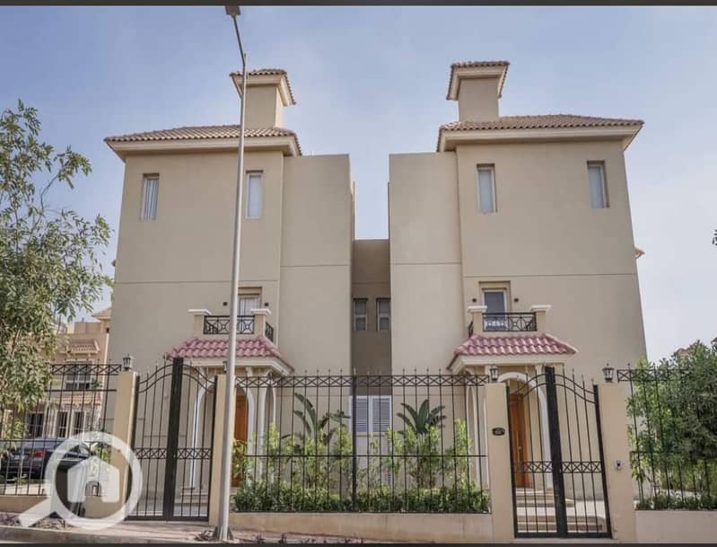 Ready-to-move villa with a swimming pool in Nyoum October next to Mountain View and Sodic - Widok 4