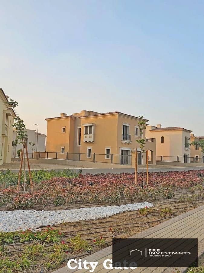 2 City Gate_275. jpg