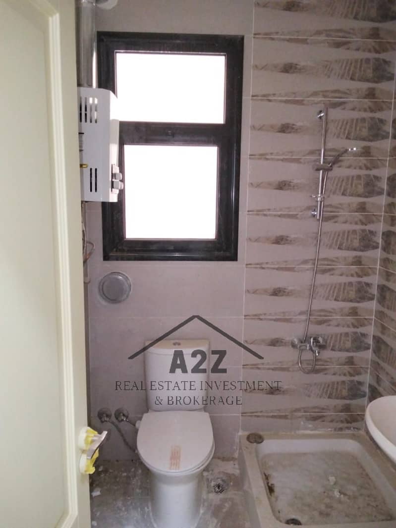 Apartment for rent in the compound of Selya, the administrative capital, with kitchen, heaters, and chandeliers, first residence, ready to move in. - Więcej