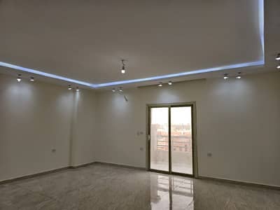 3 Bedroom Flat for Sale in Sheikh Zayed, Giza - شقة للبيع فى الشيخ زايد الحى 16
