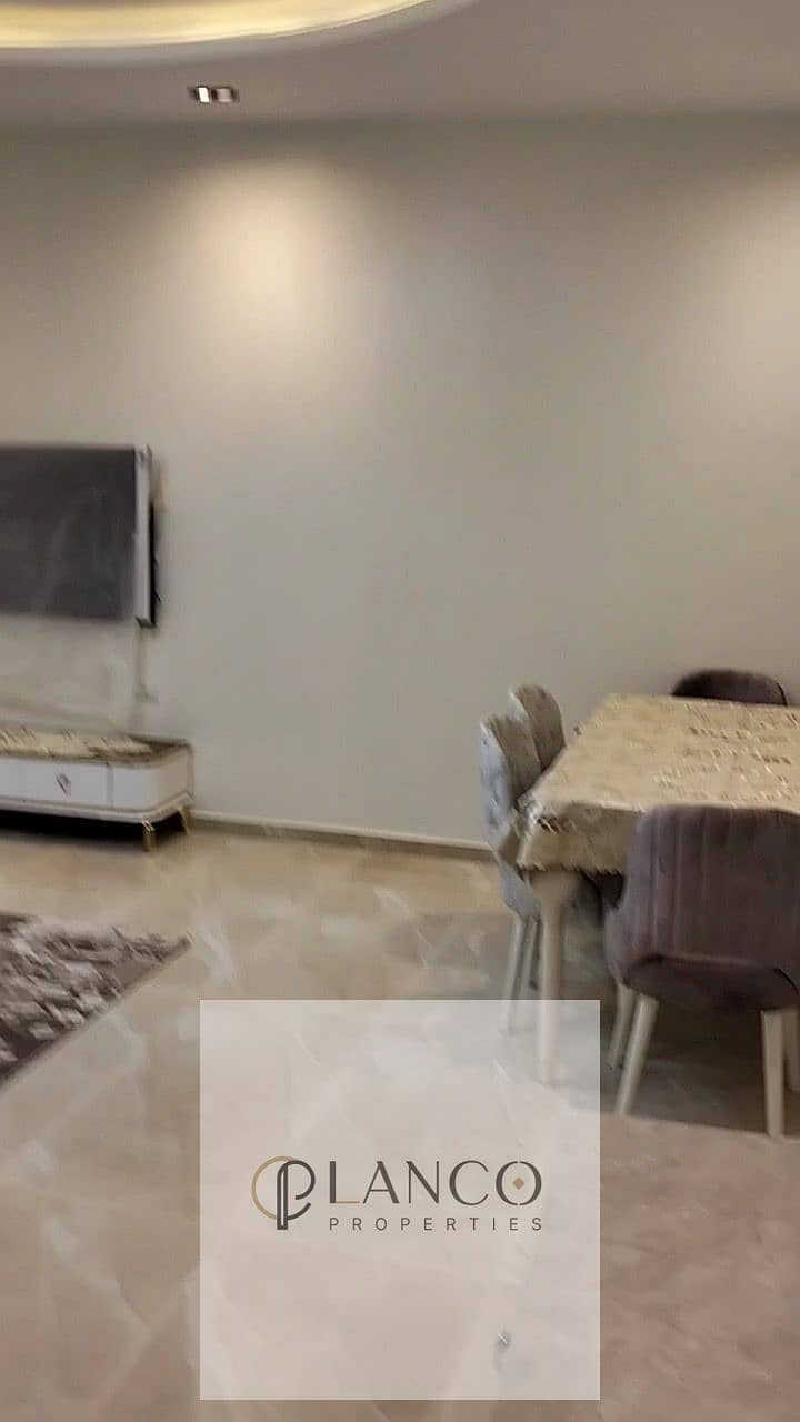 Furnished apartment for rent in the sixteenth district Sheikh Zayed in front of Mazar Mall and Beverly Hills - Ansicht 6