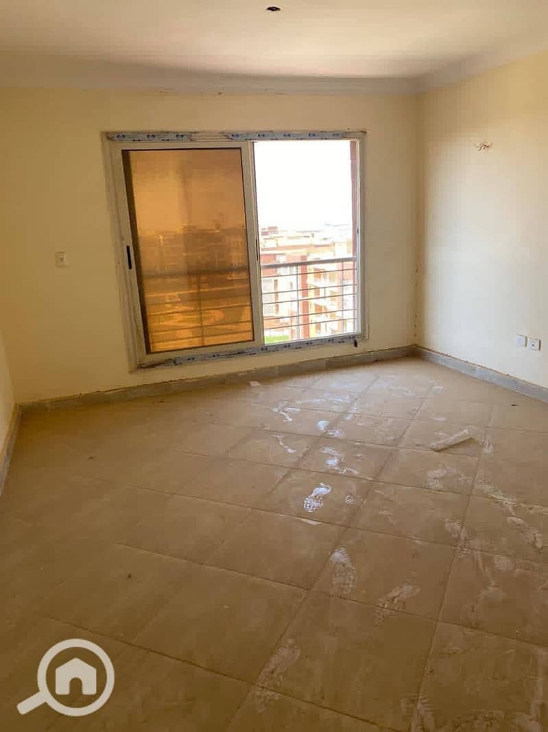 For sale, a 130-meter apartment with an open view in Dar Misr Al-Qarnfal in the New Cairo area. – pohled 5