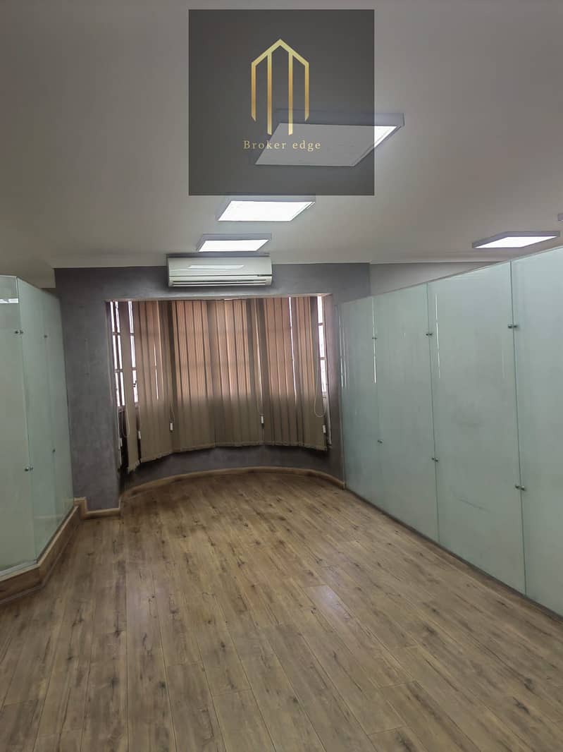 An office in one of the most distinguished locations in New Cairo on Al-Nazha main street - Widok 4