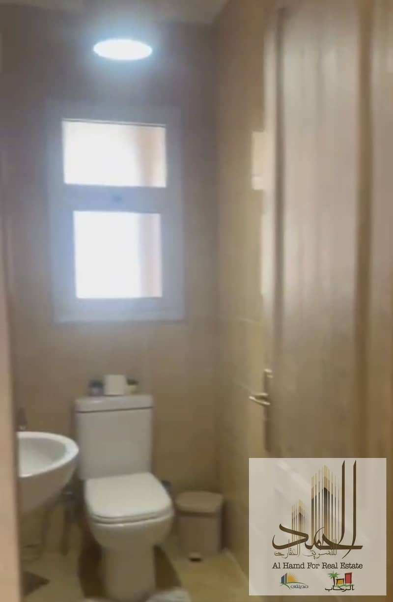 7 1000792883. jpg