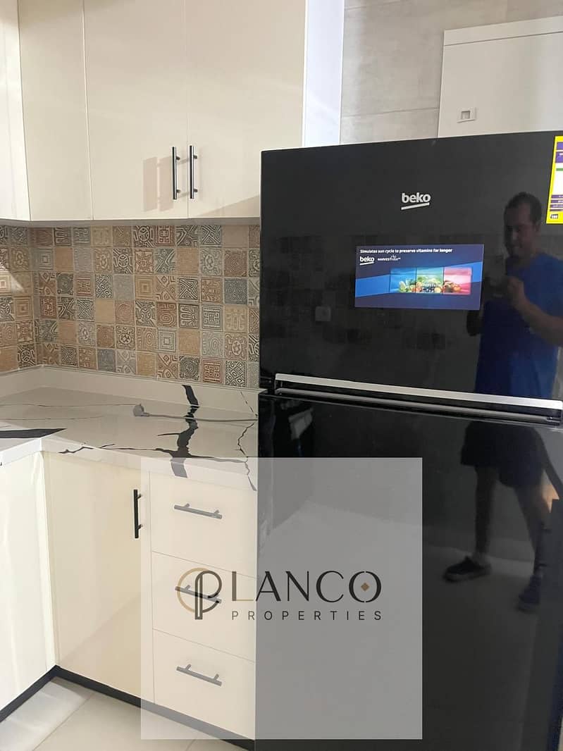 Furnished apartment for rent in the compound of Engineers Gardens in Sheikh Zayed in front of Saudi Market and next to Arkan Plaza - Mehr