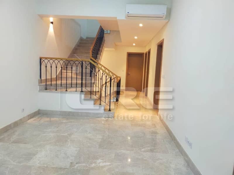Villa for Rent in Uptown Cairo – 4 Bedrooms (2 Master) | First Use | Prime Location - Mehr