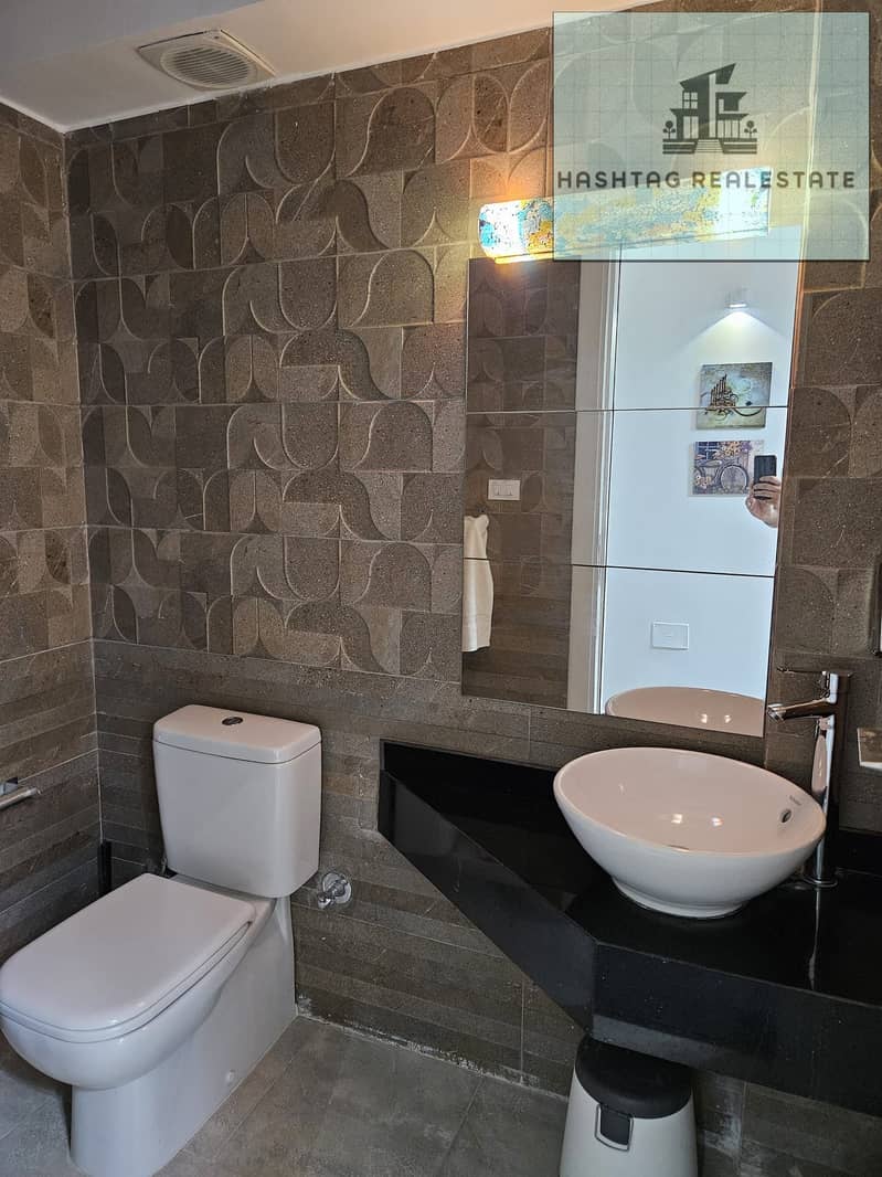 For rent: a hotel apartment in the 8th district of Sheikh Zayed, 3 bedrooms, second floor with an elevator, near the Dahget Mall and Espana Plaza. - Widok 5