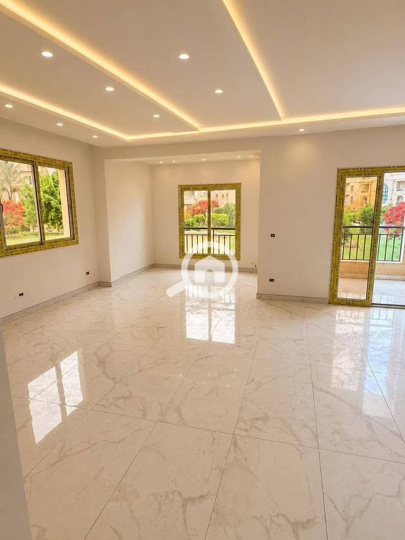 Apartment for sale at a very competitive price in South Academy, repeated floor, 210m with a large garden view. - Veduta 2