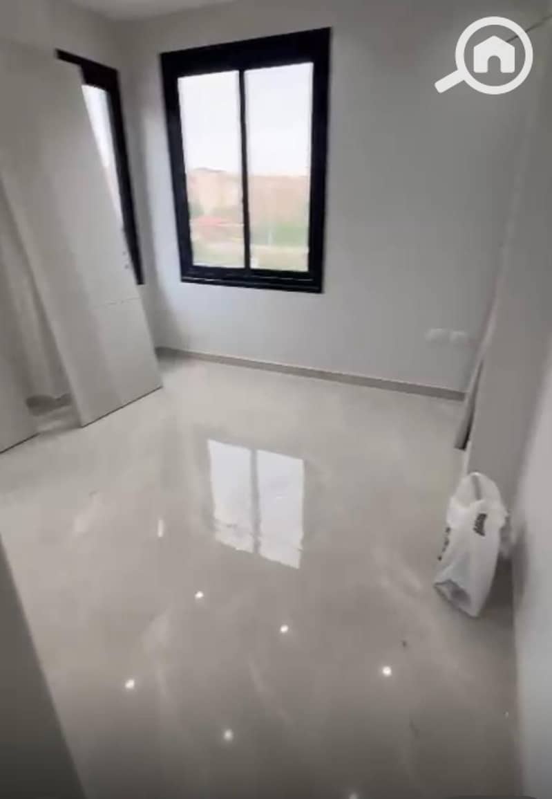Clinic for sale in A Plaza Mall, Sheikh Zayed (A plaza) fully equipped - Ansicht 4