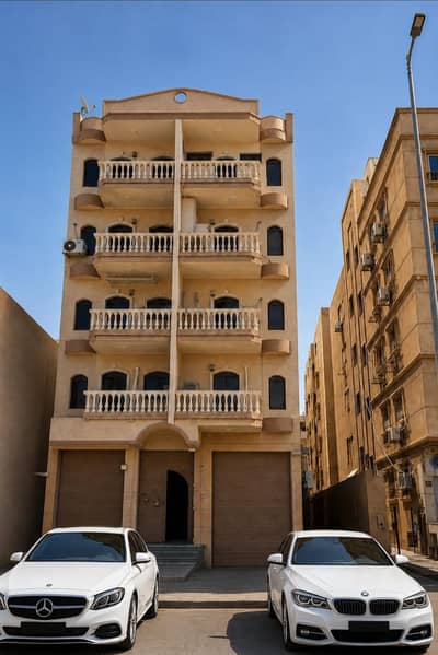 Showroom for Rent in 6th of October, Giza - معرض سيارات للايجار على المحور المركزى مباشره ٦ اكتوبر