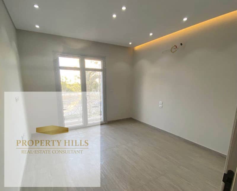 Fully Finished Townhouse with ACs Ready for Viewing Just Minutes from AUC in a Compound with All Amenities and Services. - Ansicht 6