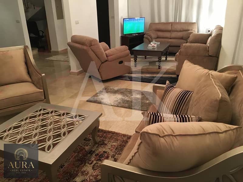 240 sqm Fully Furnished Villa for Rent in Rehab 1 | Near Gate 1 - Ansicht 2