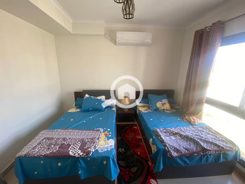 Chalet for rent in Gaia, North Coast, Ras El Hikma, first row, first row of chalets after villas, with a swimming pool and garden for daily rent. - Więcej
