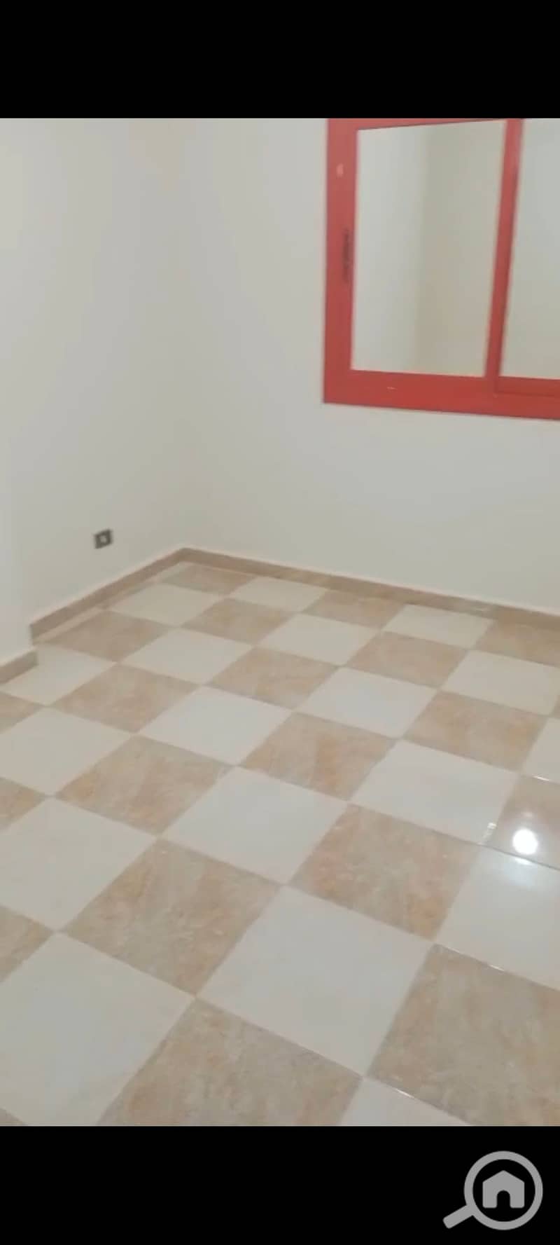 Apartment for rent in Abad Al-Rahman behind the Sporting Club, on the ring road in Maadi, next to Sama Cairo Tower, 90 square meters, luxurious finishing, two bedrooms and a reception, bathroom and kitchen, third floor, final price 7000 per month, one month deposit and one month rent. - Ansicht 2