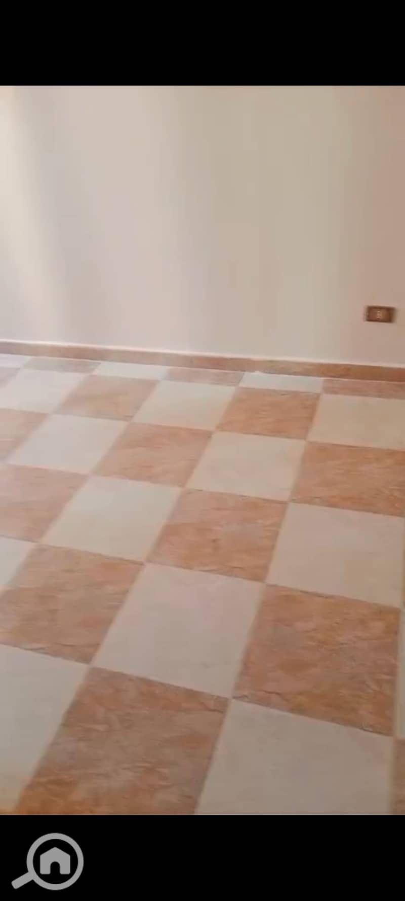 Apartment for rent in Abad Al-Rahman behind the Sporting Club, on the ring road in Maadi, next to Sama Cairo Tower, 90 square meters, luxurious finishing, two bedrooms and a reception, bathroom and kitchen, third floor, final price 7000 per month, one month deposit and one month rent. - Ansicht 4