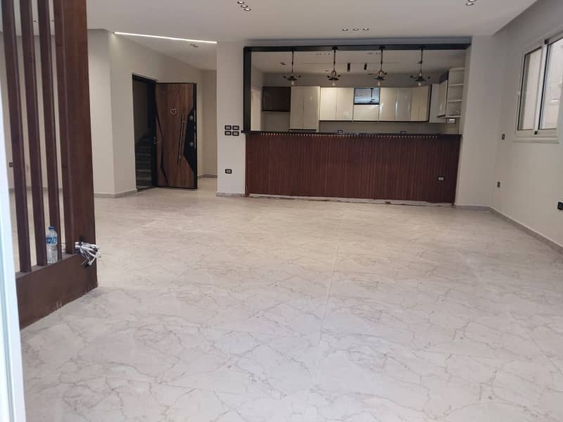 Zayed Heights Compound, Sheikh Zayed, First floor with elevator, 270 meters, super deluxe finishing, including kitchen - Widok 4