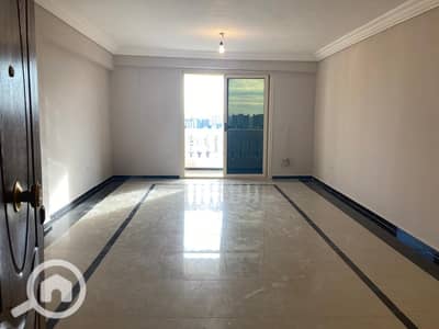 3 Bedroom Flat for Rent in Kafr Abdo, Alexandria - 3cbd21d7-bd3d-4bba-b3eb-24ad074b4b33. jpg 3 Bedroom Flat for Rent in Kafr Abdo, Alexandria - 3cbd21d7-bd3d-4bba-b3eb-24ad074b4b33. jpg