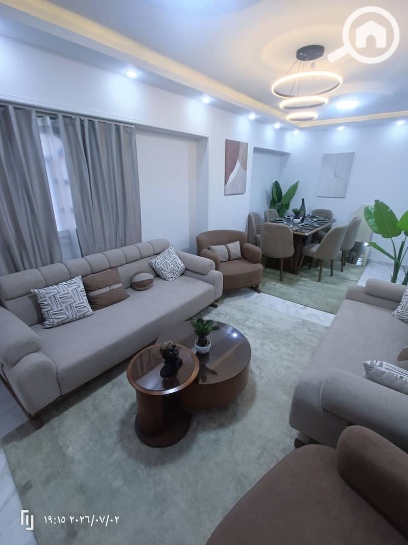 Apartment for sale with furniture and modern appliances in Al-Ajami, Alexandria, on Al-Nakhil Beach, in the heart of services and markets, next to a registered opening with full facilities. - Vista 5