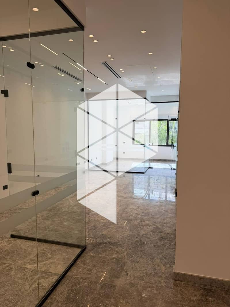 166 SQM Fully Finished Office Open Space - Widok 4