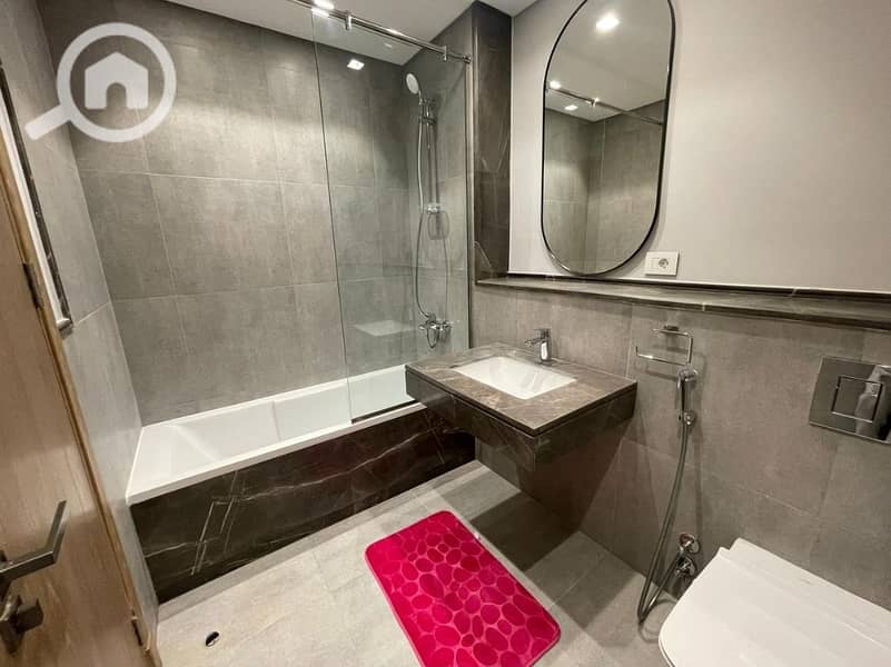 16 1000997394. jpg